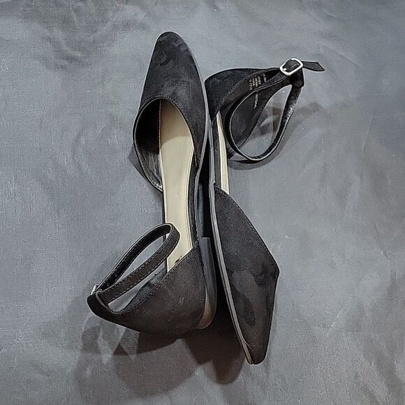 A.N.A A NEW APPROACH POINTED TOE ADJUSTABLE BUCKLE STRAP FLAT SHOE - Picture 8 of 14